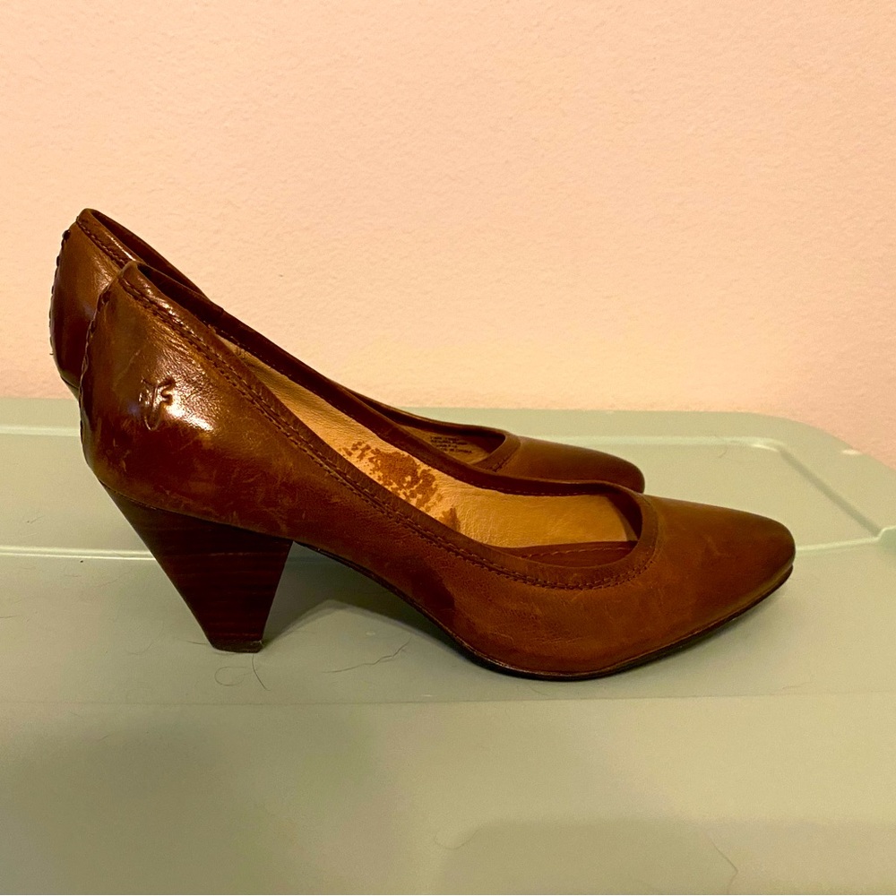 Frye cognac leather heels Size 7.5 US Women’s